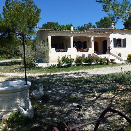 Chambre D'Hotes La Pinede Lambesc Esterno foto