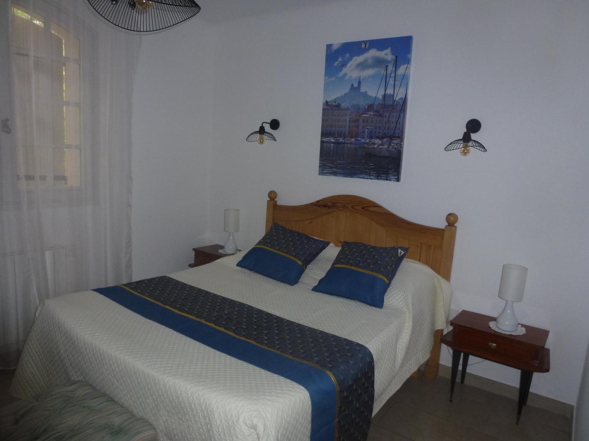 Chambre D'Hotes La Pinede Lambesc Esterno foto