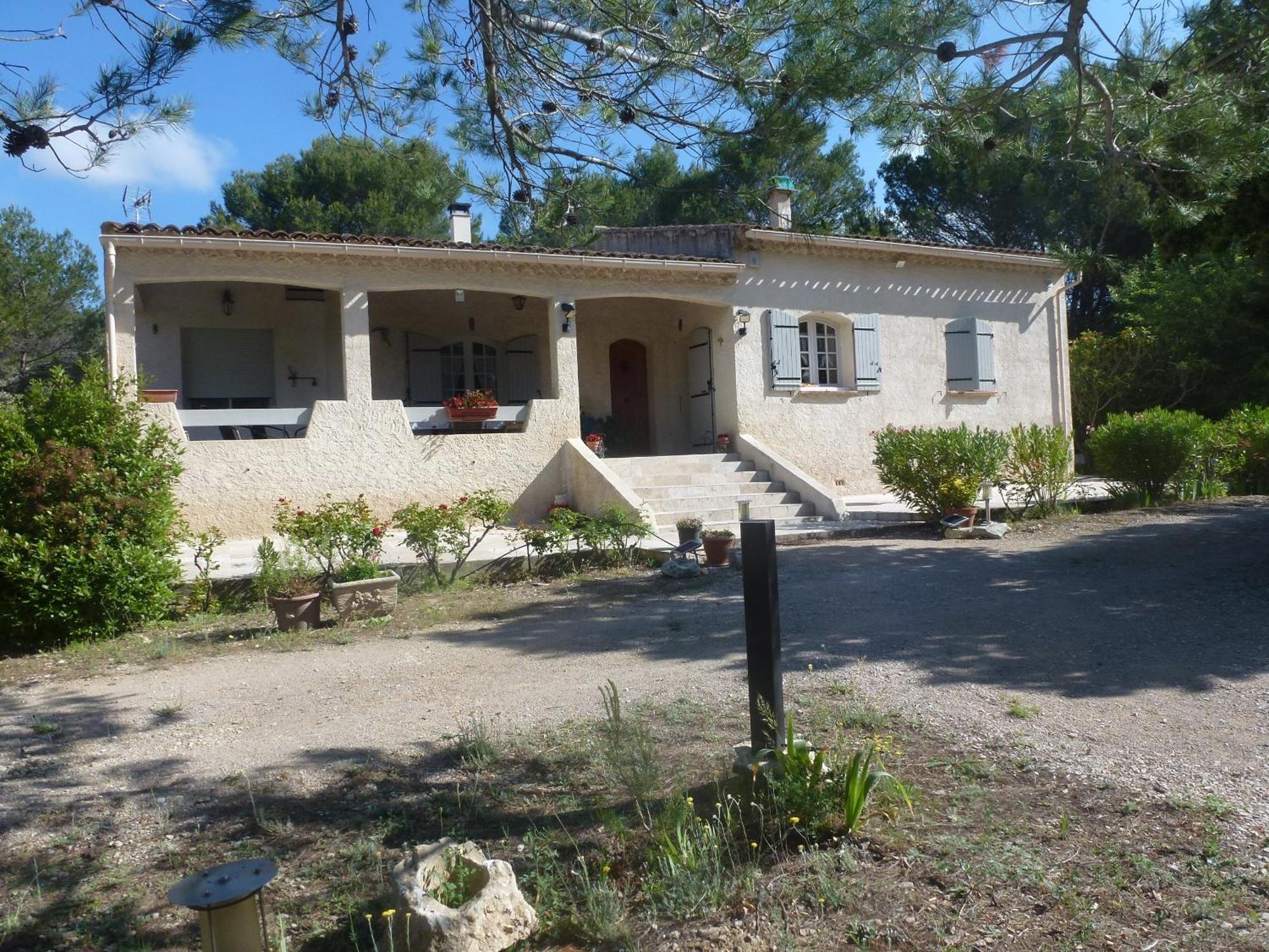 Chambre D'Hotes La Pinede Lambesc Esterno foto